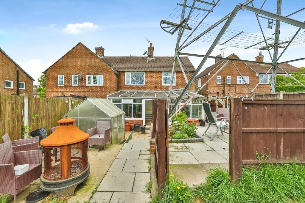 A three-bed home priced at £190,000 is turning heads due to a huge electricity pylon towering over its garden, casting a shadow across the conservatory and outdoor space.