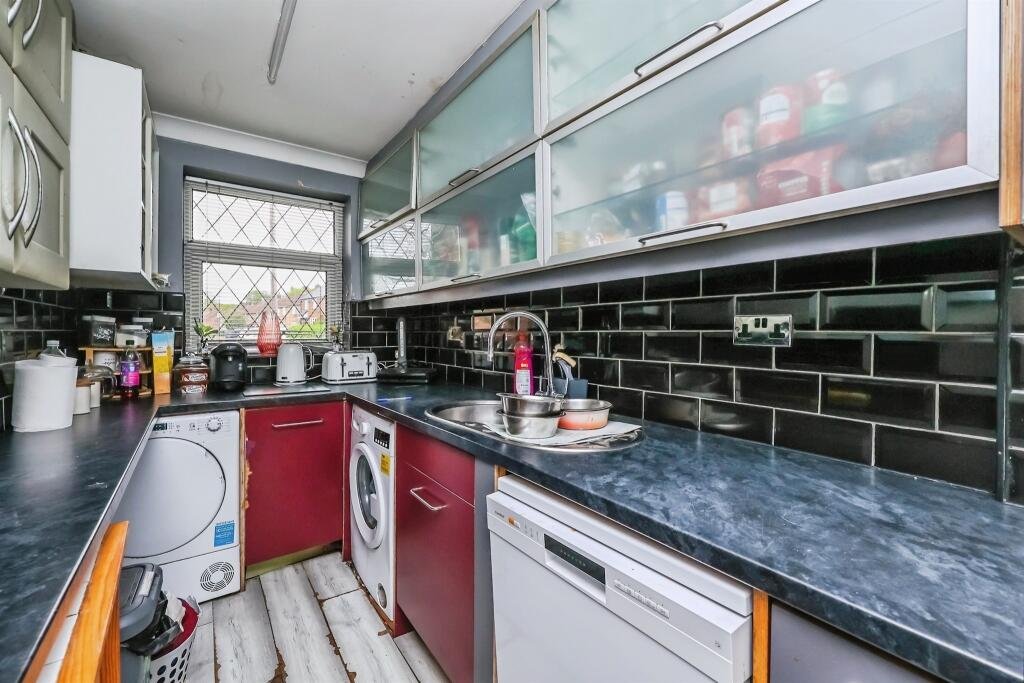 A three-bed home priced at £190,000 is turning heads due to a huge electricity pylon towering over its garden, casting a shadow across the conservatory and outdoor space.