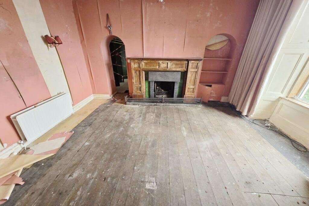 A three-bedroom seaside house near Glasgow is selling for just £60,000, but eerie graffiti reading Help us inside has made this so-called dream home a spooky bargain.