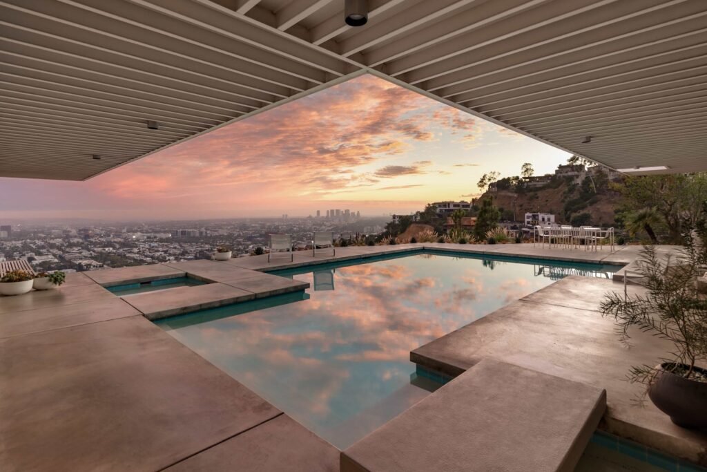 Iconic Stahl House in Hollywood Hills hits the market for the first time in 65 years, offering glass walls, panoramic LA views and a legendary architectural legacy.