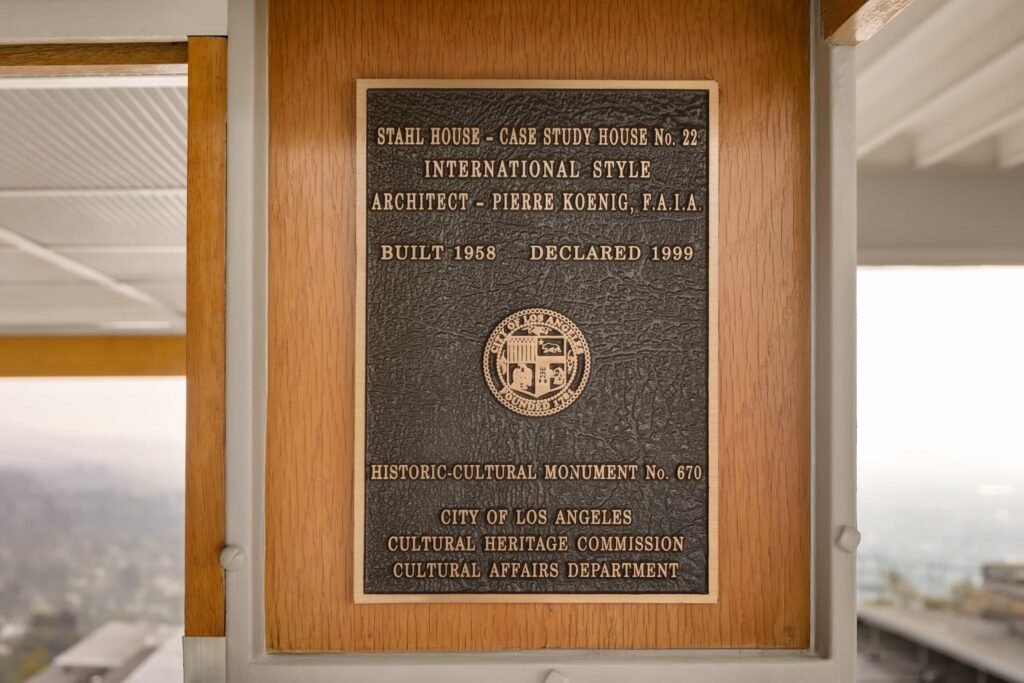 Iconic Stahl House in Hollywood Hills hits the market for the first time in 65 years, offering glass walls, panoramic LA views and a legendary architectural legacy.