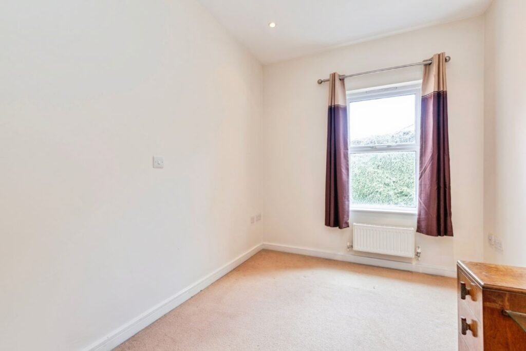 A £230,000 Durham townhouse has gone viral for its bizarre bathroom layout featuring two sinks divided by a glass panel, offering 1,565 sq ft and major fixer upper potential.