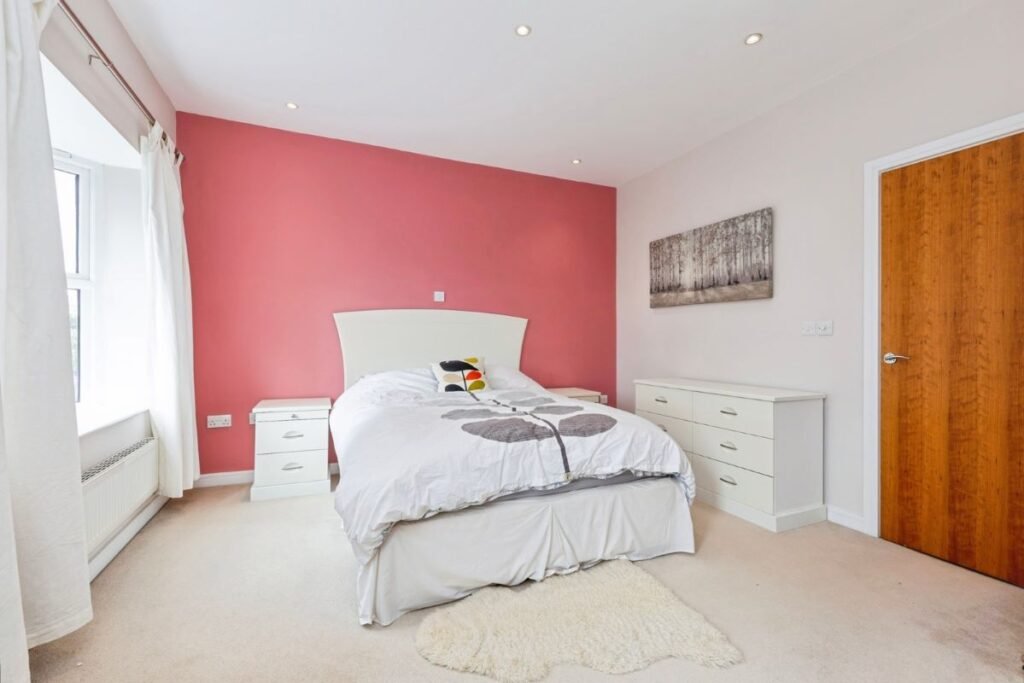 A £230,000 Durham townhouse has gone viral for its bizarre bathroom layout featuring two sinks divided by a glass panel, offering 1,565 sq ft and major fixer upper potential.