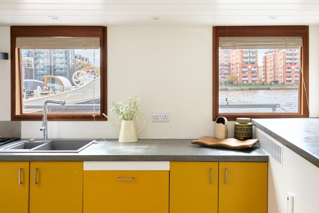 Channel 4 My Floating Home barge from 1865 goes on sale for £1.25m, offering three storeys, luxury interiors and Thames views at Wandsworth Pier. Featured on Channel 4 TV.