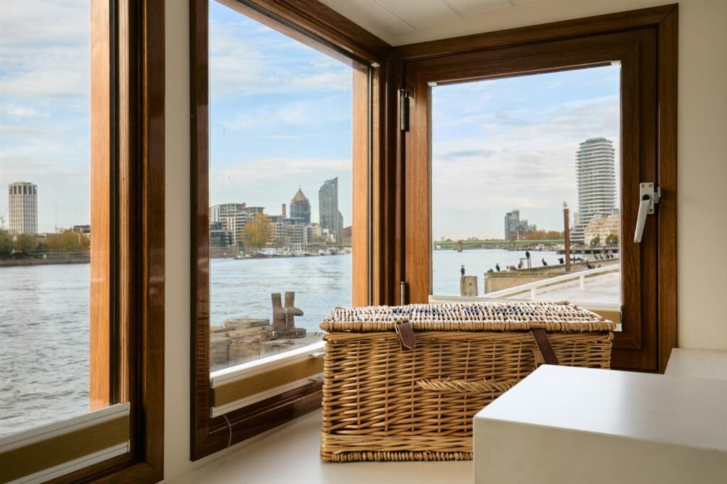 Channel 4 My Floating Home barge from 1865 goes on sale for £1.25m, offering three storeys, luxury interiors and Thames views at Wandsworth Pier. Featured on Channel 4 TV.