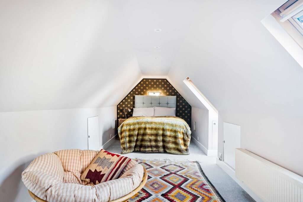 Historic five bedroom arts and crafts home once owned by wartime PM Herbert Asquith and linked to the Shackleton family goes on sale for £2m in Hampshire.