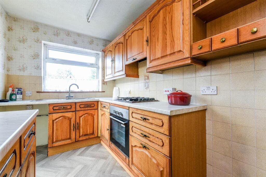 A three bedroom home priced at £130,000 has caught attention for its unusual layout, featuring a fully plumbed toilet sitting openly inside a glass conservatory