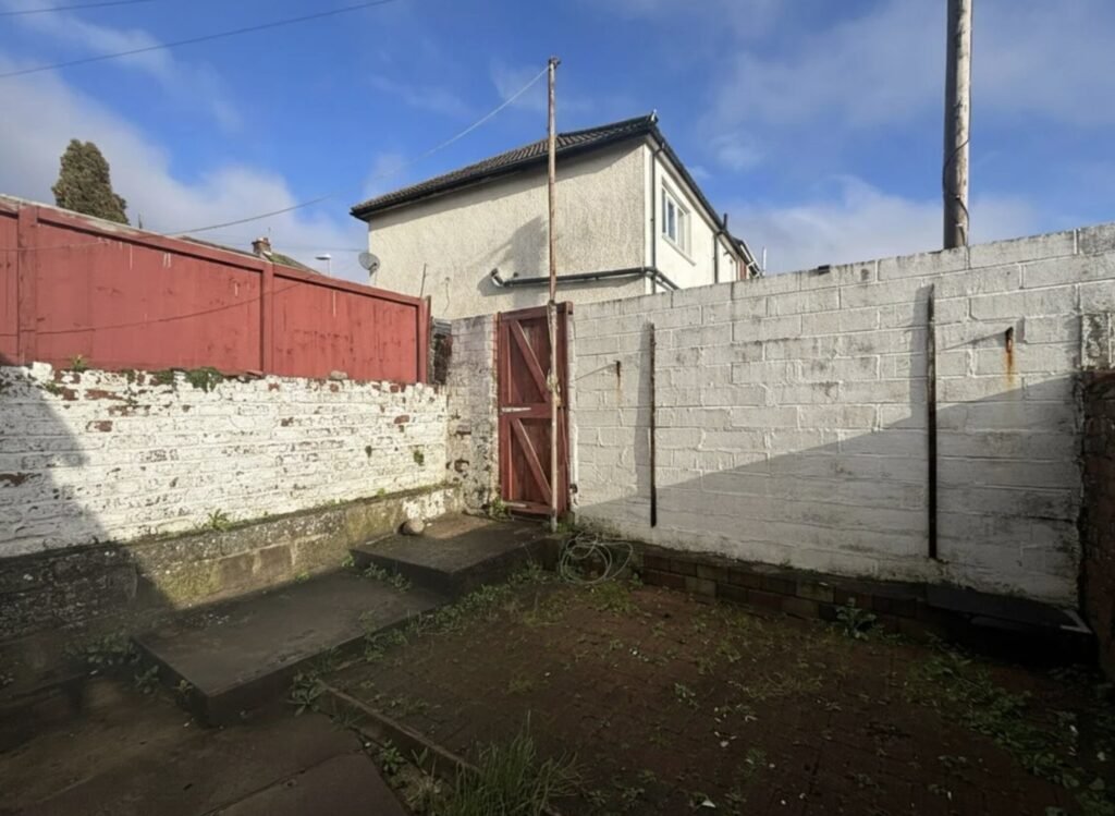 Fans can buy Uncle Bryn’s iconic Gavin & Stacey house in Barry, the three bedroom Trinity Street home packed with famous scenes, now on the market for £210,000 after hit sitcom fame!