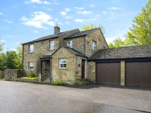 Four bedroom home in the Yorkshire Dales village of Aysgarth where houses sell for up to £750,000 heads to auction with a bargain guide price of just £19,000.