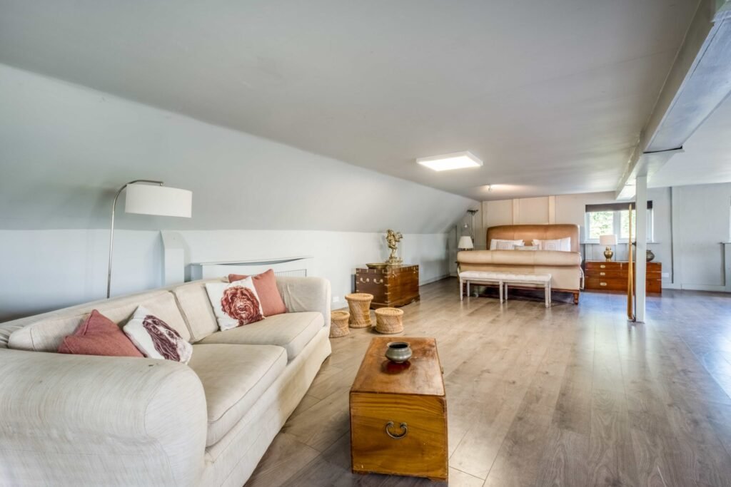 A Georgian country home once owned by James Bond’s gadget master Q hits the market, blending historic charm with modern upgrades and strong eco credentials in a sought-after setting