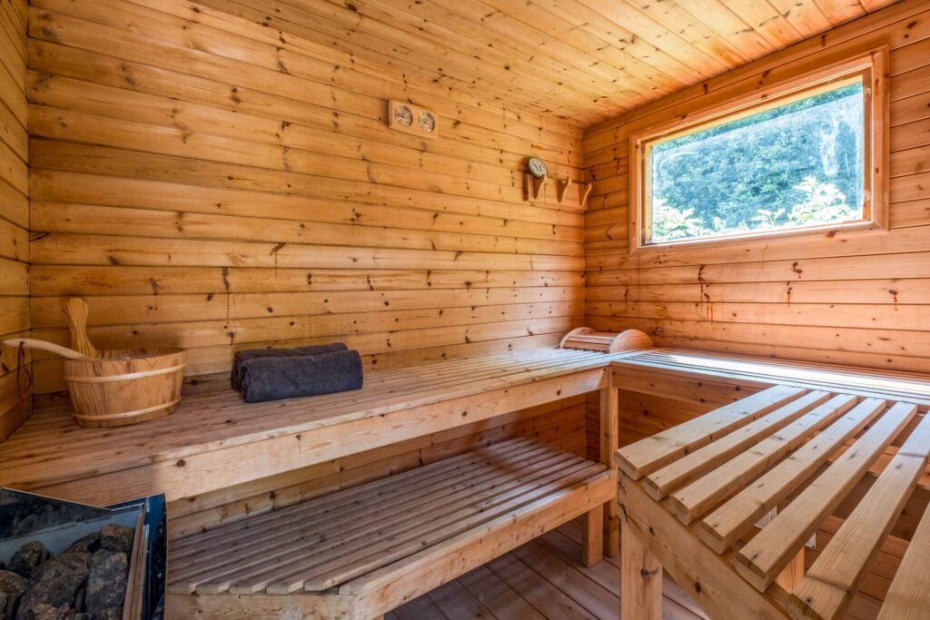 A Georgian country home once owned by James Bond’s gadget master Q hits the market, blending historic charm with modern upgrades and strong eco credentials in a sought-after setting