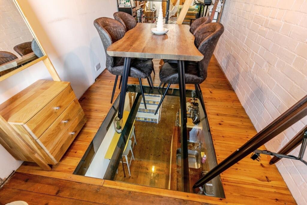 A quirky Bristol home barely wider than a tube carriage has hit the market for £325,000, packing clever design, a raised sleeping platform and cosy features into just 7ft 5in.