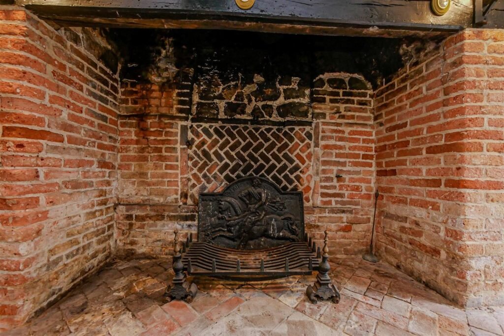 A three bedroom thatched home built in 1286 during King Edward II reign is on sale for £700,000, offering buyers a rare chance to own medieval history.