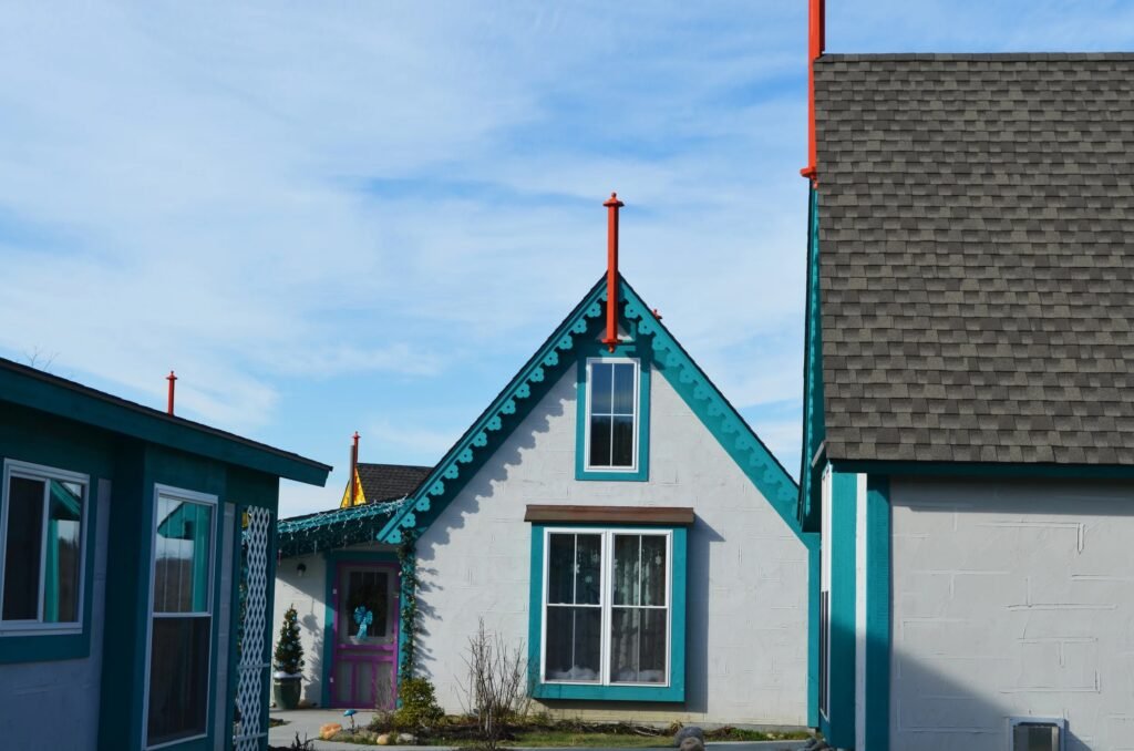 Storybook-style cottages inspired by a children's book are available to rent from £1,300 a month across three charming fairytale villages in upstate New York.