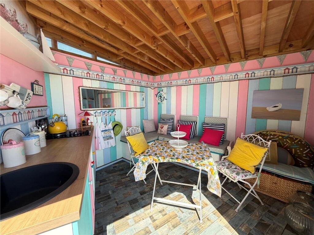 A luxury beach hut on award-winning Blue Flag East Beach in Shoeburyness, Essex goes on sale for £75,000 with panoramic Thames Estuary views perfect for summer.