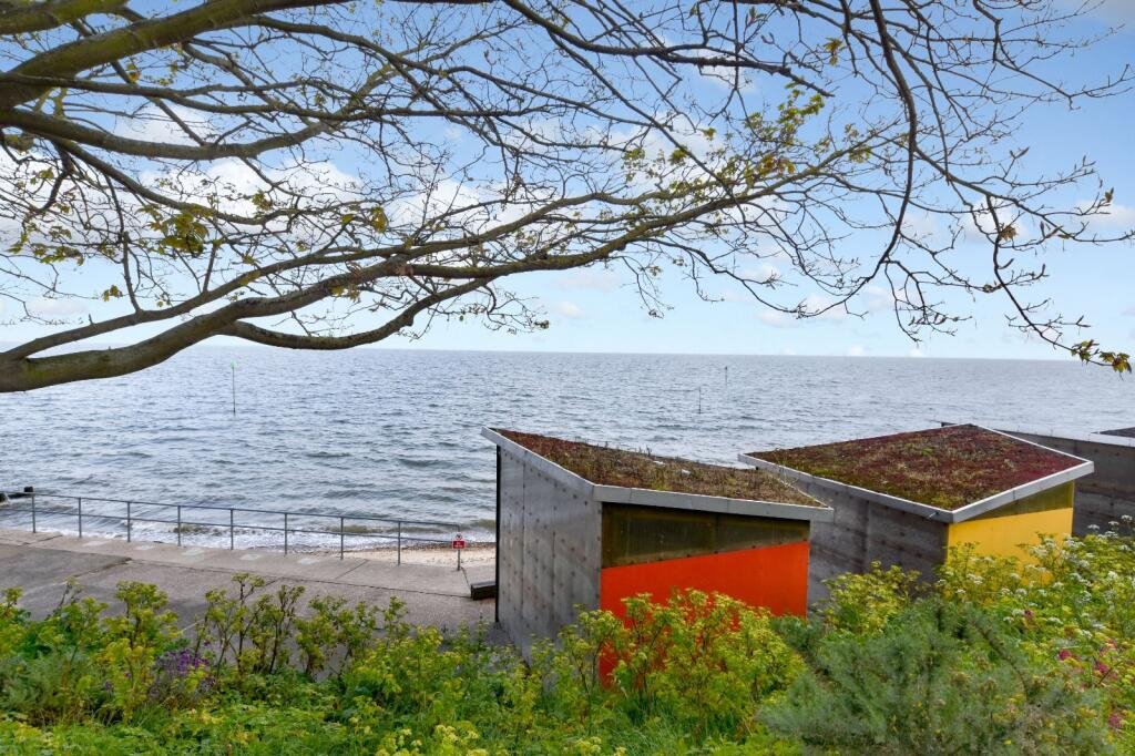 A luxury beach hut on award-winning Blue Flag East Beach in Shoeburyness, Essex goes on sale for £75,000 with panoramic Thames Estuary views perfect for summer.