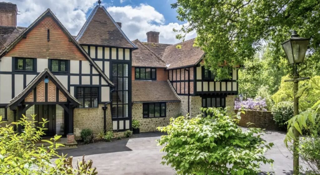 A stunning 10-bedroom Hampshire mansion designed in the 1920s has hit the market for £3.25m - complete with a Harrier jump jet sitting proudly on the back lawn.