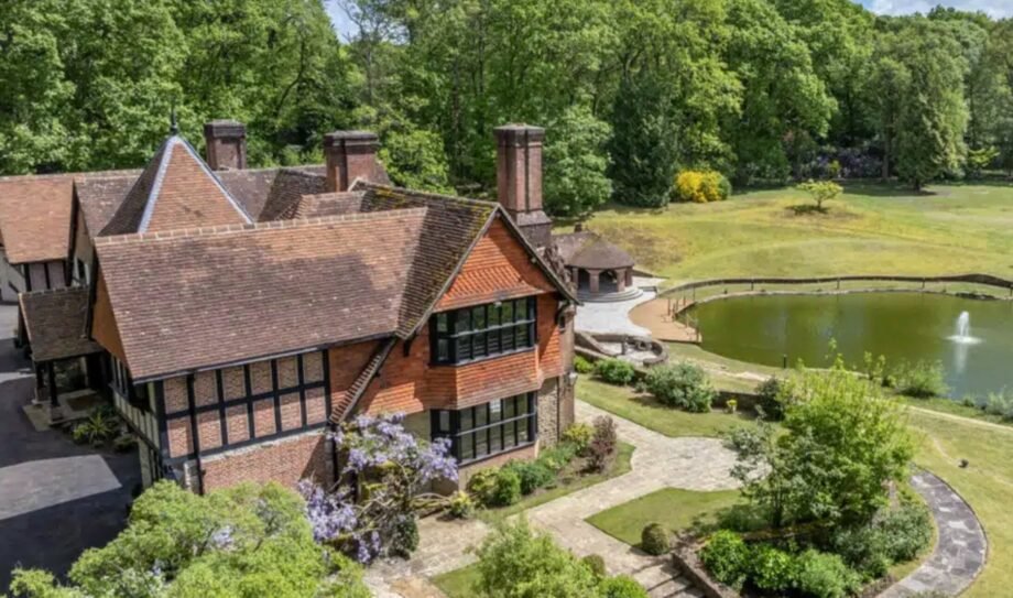 A stunning 10-bedroom Hampshire mansion designed in the 1920s has hit the market for £3.25m - complete with a Harrier jump jet sitting proudly on the back lawn.