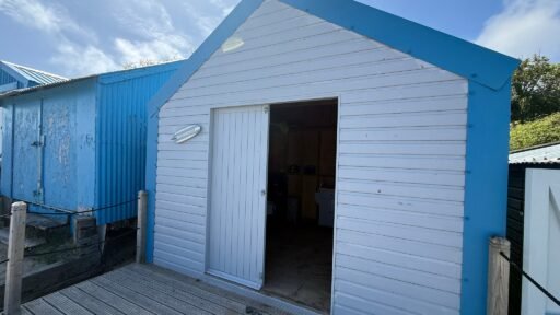 A basic beach hut with no power or running water has gone on sale for £200,000 in Wales - nearly the same price as the average semi-detached home, leaving buyers stunned.