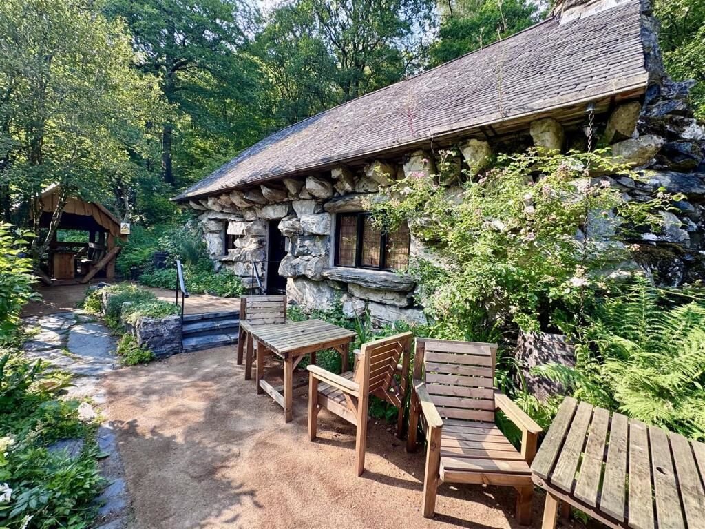 A famous ugly house steeped in Welsh folklore has gone on sale for £199,000 - but locals are furious and have launched a petition to pause the auction.