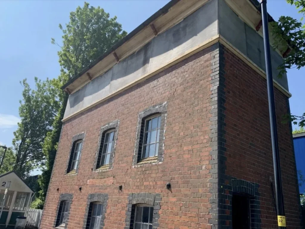 Britain's strangest holiday home - a Grade II-listed signal box on a working railway platform in Torquay, Devon - is on sale for just £29,000 at auction.