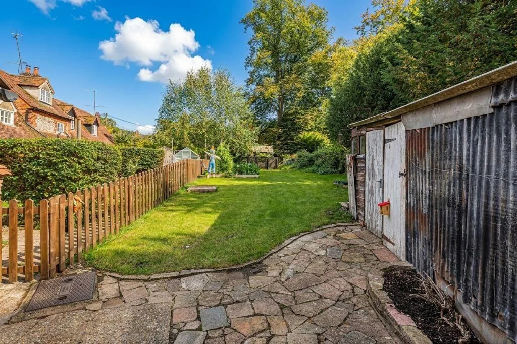 A chocolate-box cottage featured in The Vicar of Dibley is going under the hammer with a guide price of £375,000. The two-bedroom Church Cottage stands inside the.
