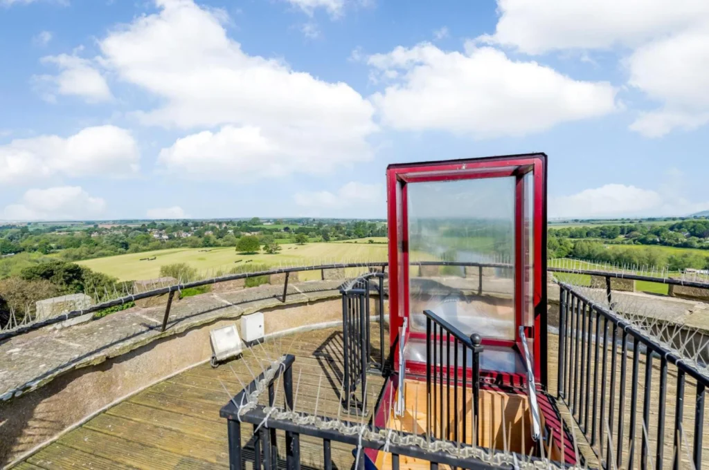 A one-bed home inside a historic folly tower with spiral staircases and a rooftop terrace is up for sale for £300,000. The Grade II-listed Gazebo Tower was built in.