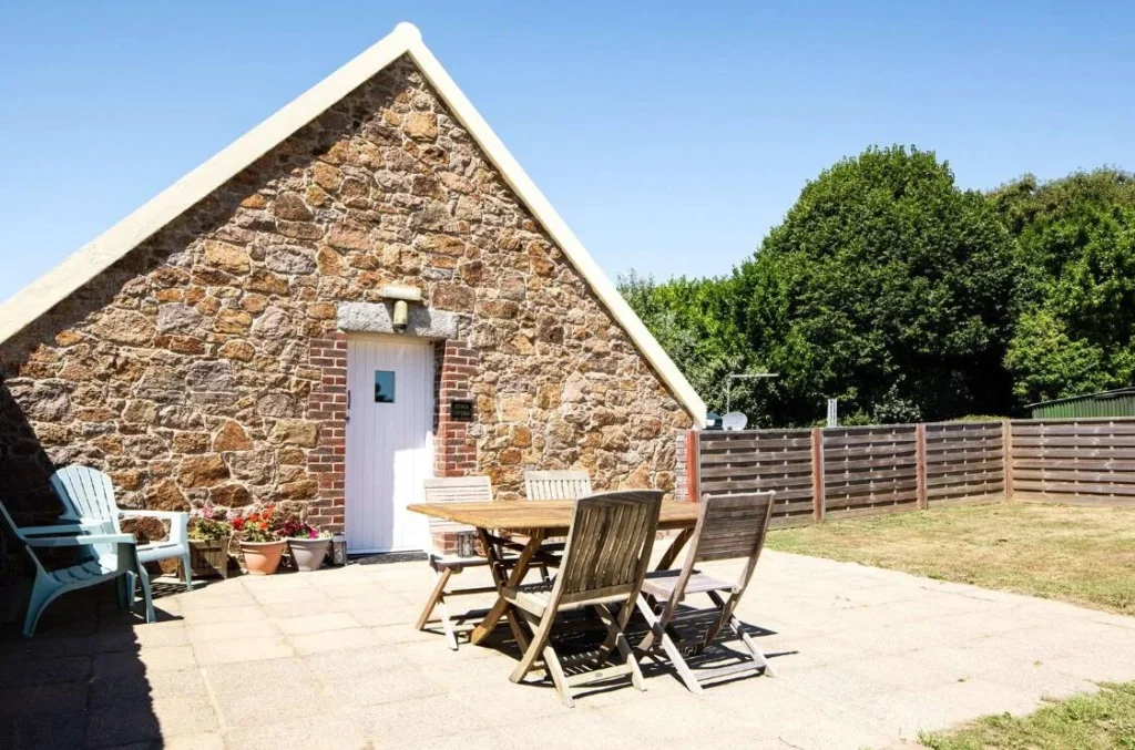 A historic farmhouse where King Charles II and his mistress reportedly hid during the English Civil War has gone on sale for £1.85million.
